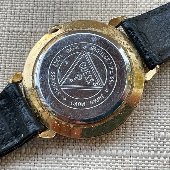 Vintage Guess Wristwatch Gold Tone Case Analog Quartz Date Calendar Watch main image 10
